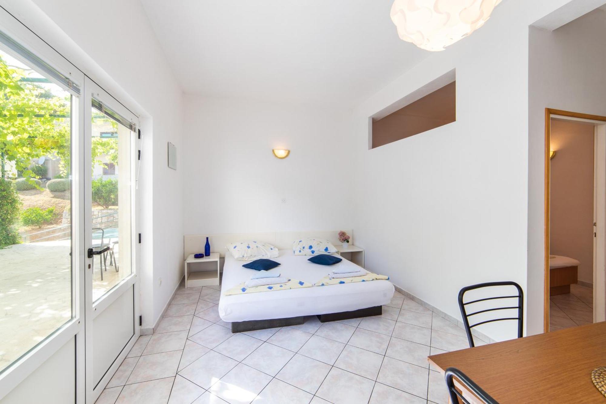 Apartments Tilda Брист Стая снимка