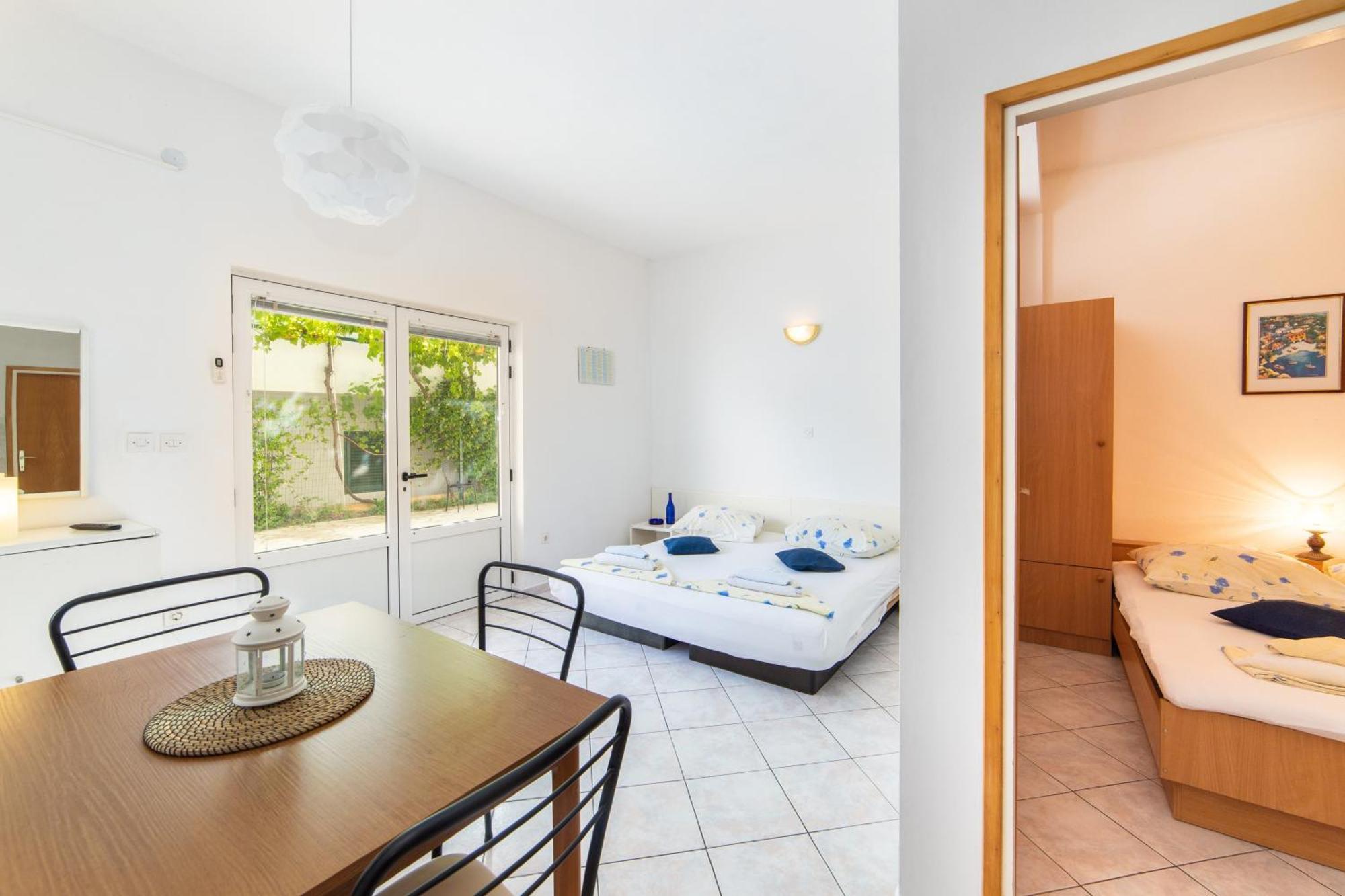 Apartments Tilda Брист Стая снимка