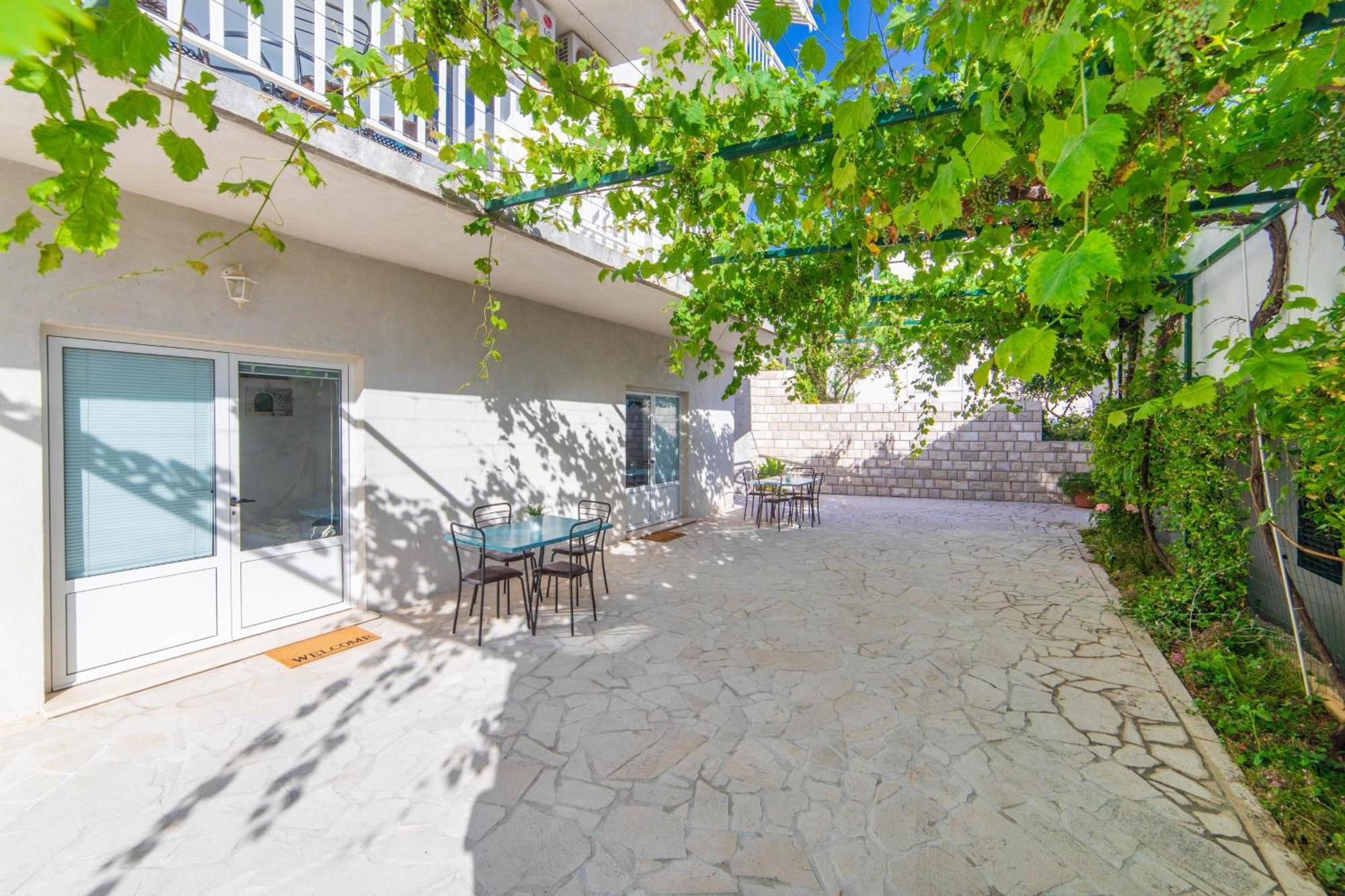 Apartments Tilda Брист Стая снимка